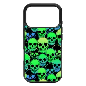 Green Skulls - Halloween iPhone 17 Pro Max tok
