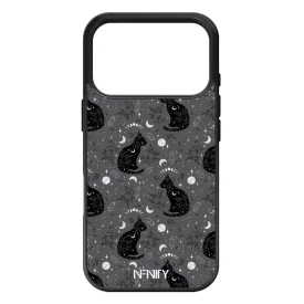 Mágikus fekete macska iPhone 17 Pro Max tok